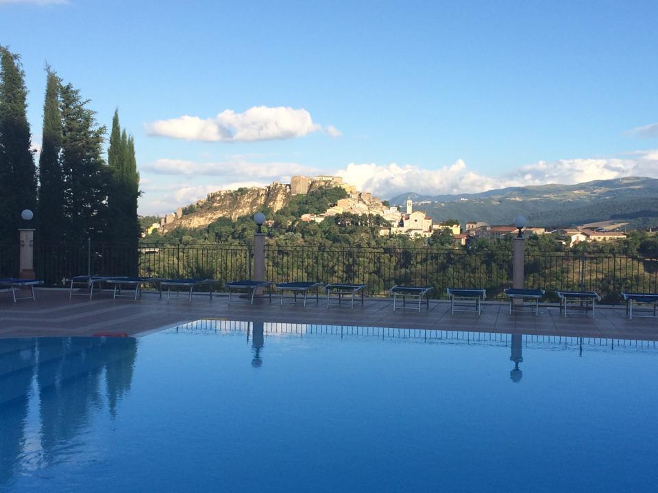 Hotel Ambasciatori Calitri Bagian luar foto
